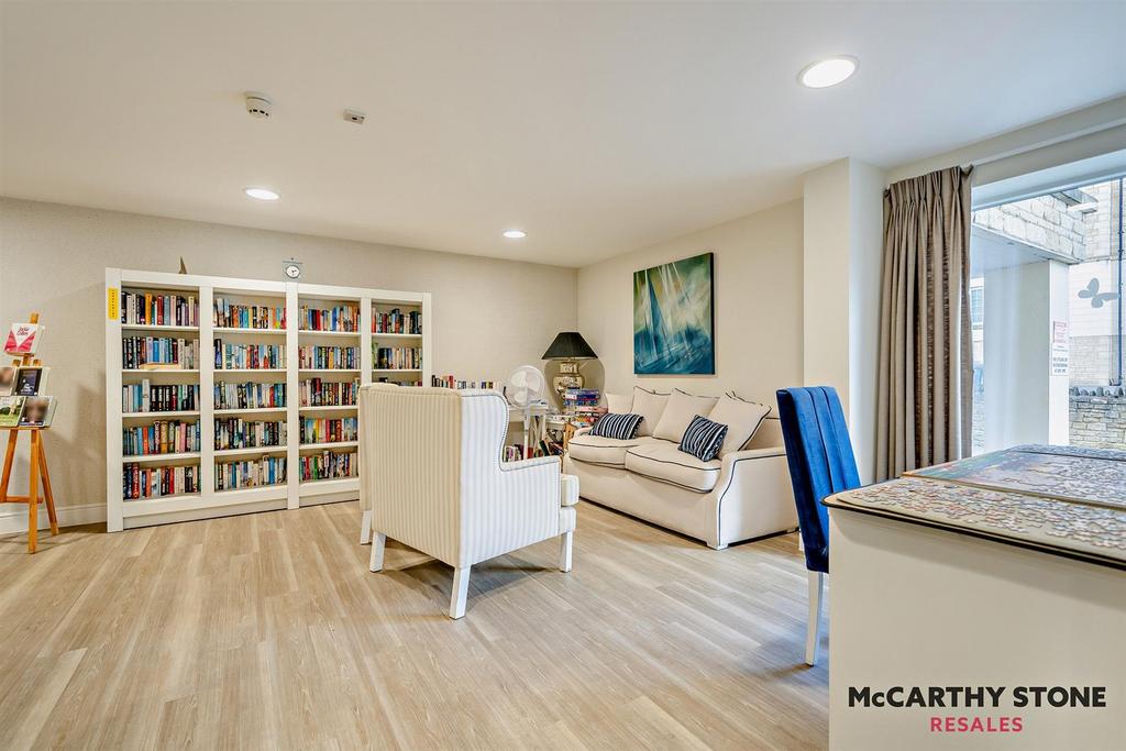 Homeowners Lounge.jpg