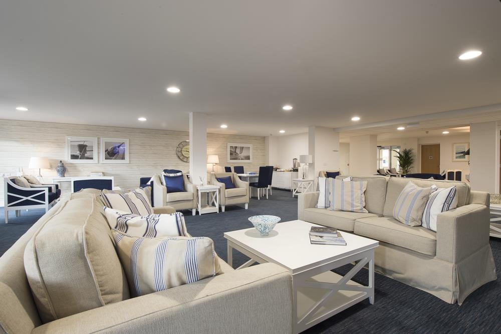 Homeowners Lounge