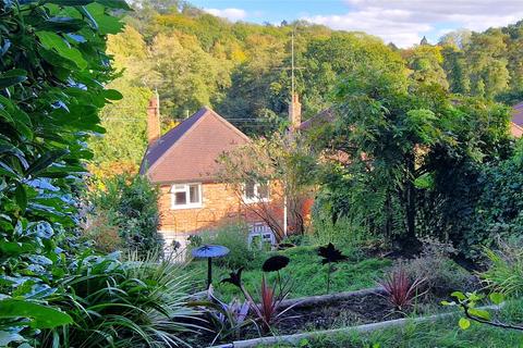 9 Cliffe Road, Godalming, GU7 2JX