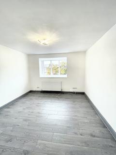 2 bedroom flat to rent, Langdale Avenue, Manchester M19