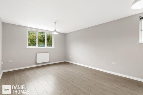 1 bedroom apartment for sale, 45 Highbridge Street, Waltham Abbey, Essex