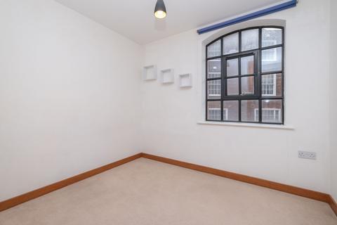 2 bedroom flat for sale, Barton Mill Road, Canterbury, CT1