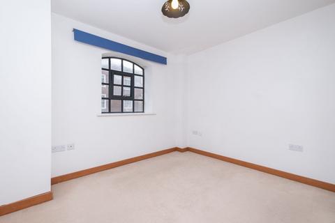 2 bedroom flat for sale, Barton Mill Road, Canterbury, CT1