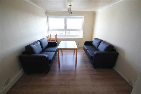 1 bedroom flat to rent, 4 Edgar Road, Hounslow TW4