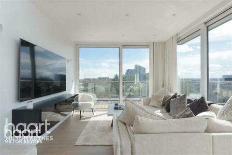 3 bedroom penthouse for sale, Silbury Boulevard, Milton keynes