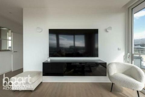 3 bedroom penthouse for sale, Silbury Boulevard, Milton keynes