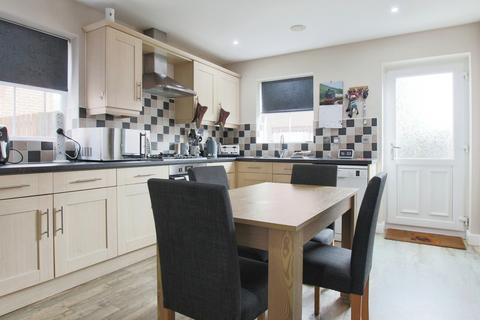 3 bedroom semi-detached house for sale, Driffield, East Riding of Yorkshire YO25