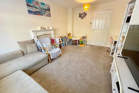 3 bedroom end of terrace house for sale, Calcutt Way, Dickens Heath