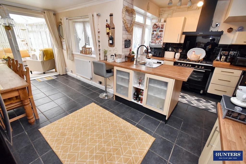 Kitchen-diner