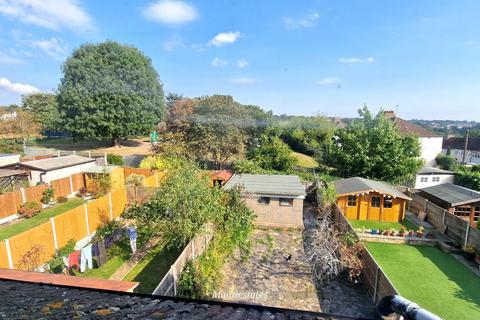 4 bedroom end of terrace house for sale, Ridgeway Avenue, East Barnet EN4