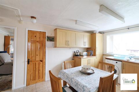 2 bedroom semi-detached bungalow for sale, Elldawn Avenue, Stoke-On-Trent