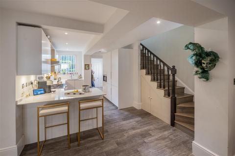 4 bedroom house for sale, Clifton Hill, St John's Wood, NW8