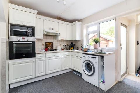 3 bedroom semi-detached house for sale, Tiverton Road, Bedford