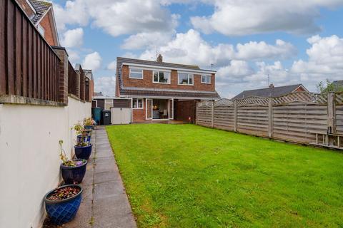 3 bedroom semi-detached house for sale, Elder Grove, Crediton, EX17