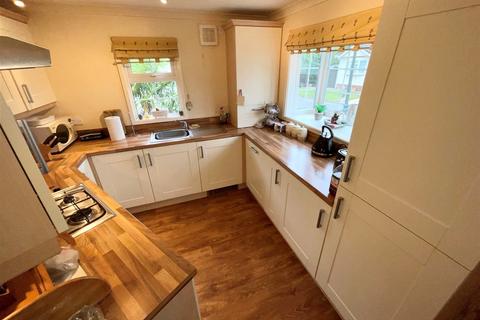 2 bedroom park home for sale, London Road, Dunkirk, Faversham, Kent