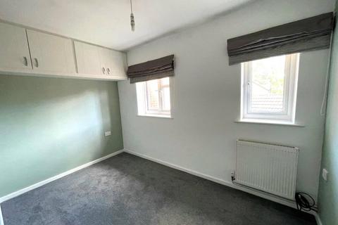 6 Marjoram Close, Guildford, GU2 9GR