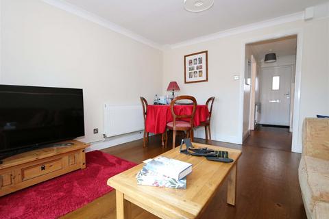 2 bedroom terraced house to rent, Haddenham, Buckinghamshire