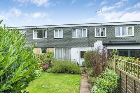 18 Lakes Road, Keston, BR2 6BN
