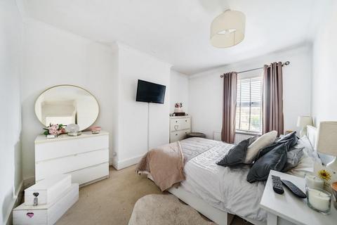 3 bedroom semi-detached house for sale, Addlestone,  Surrey,  KT15