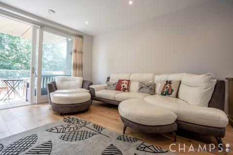 2 bedroom flat to rent, Amberley Road,London, W9