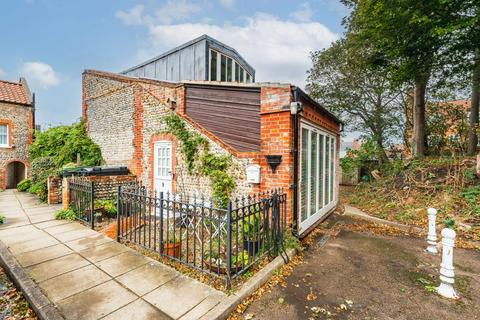 1 bedroom semi-detached house for sale, The Croft, Cromer