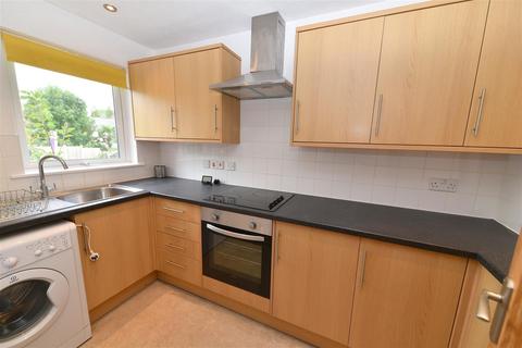 84 Fredas Grove, Harborne, Birmingham, B17 0SY