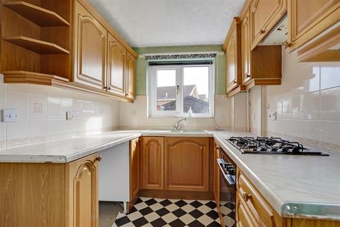 2 Maple Close, Catterick Garrison, DL9 4HD