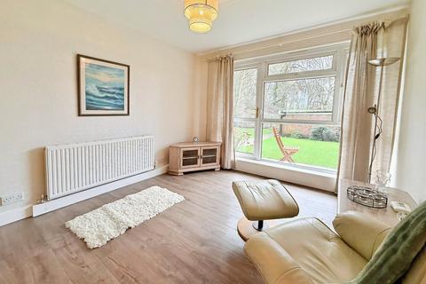 2 bedroom flat for sale, Townfield Gardens, Townfield Road, Altrincham, Greater Manchester, WA14