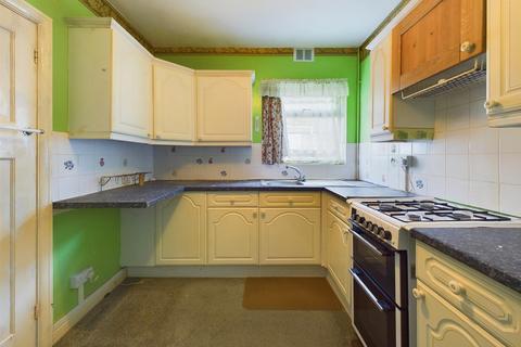 110 Stroud Road, Gloucester, GL1 5JN
