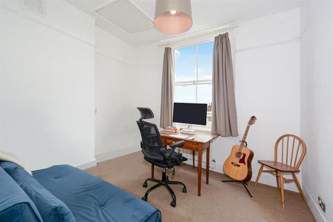 2 bedroom flat for sale, Albion Grove, Stoke Newington, N16