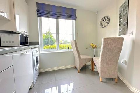 3 bedroom end of terrace house for sale, Dragonfly Way, Northampton NN4