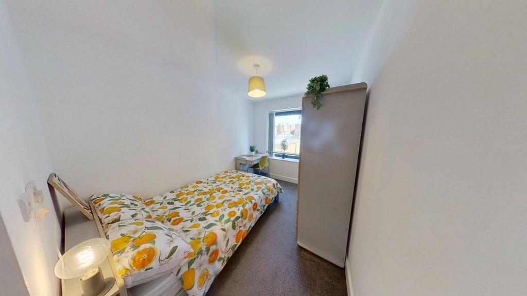 House in Nottingham - View 4