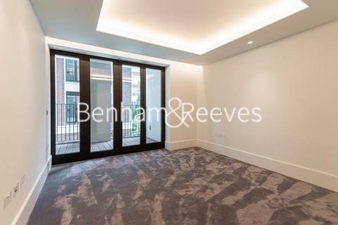 1 bedroom apartment to rent, Lancer Square, Kensington W8