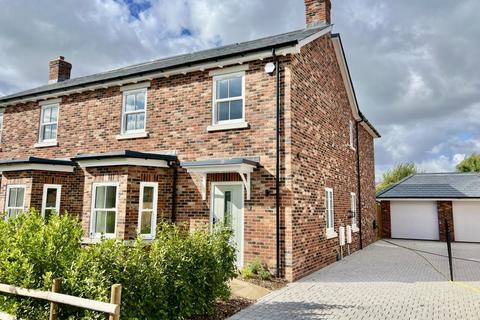 4 bedroom semi-detached house for sale, Park Road, Fordingbridge, SP6 1EQ