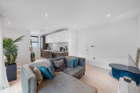 Flat 1, Grove Lodge, 2c Bensham Grove, Thornton Heath, CR7 8EA