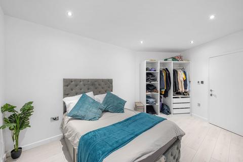 Flat 1, Grove Lodge, 2c Bensham Grove, Thornton Heath, CR7 8EA