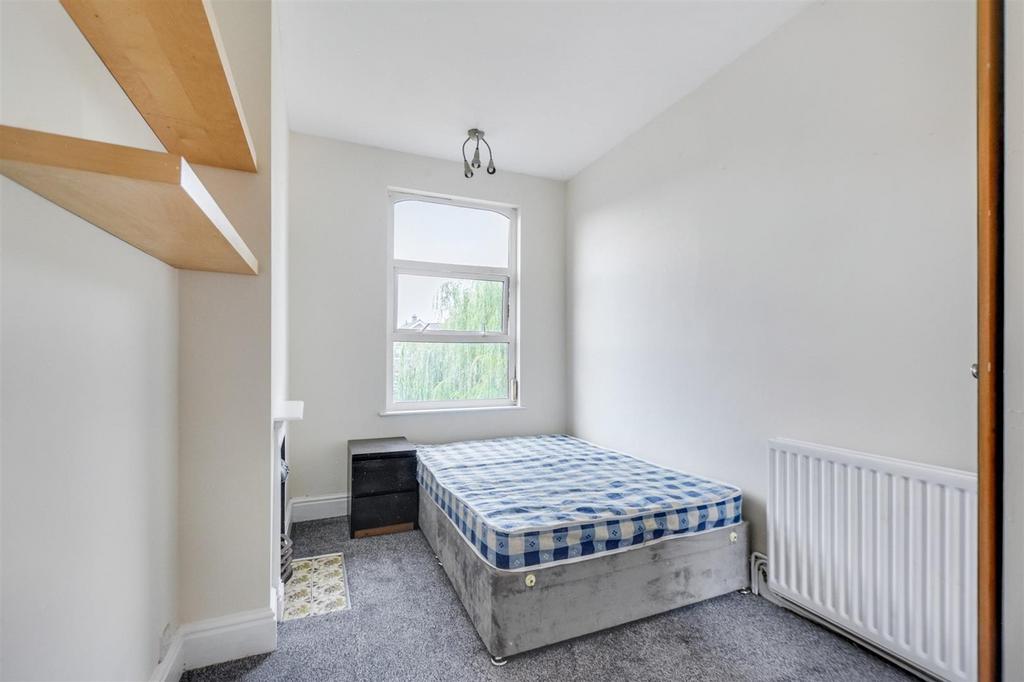 Bedroom 3 1.jpeg