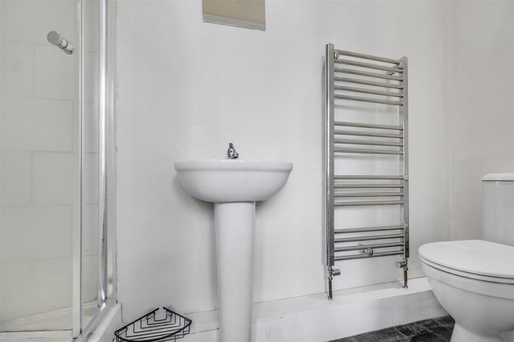 En Suite 1.jpeg