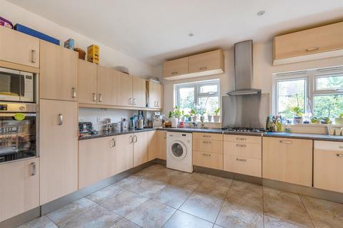 183 All Souls Avenue, London, NW10 3AE