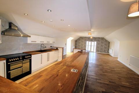 2 bedroom flat to rent, McKennas View, Prescot L34