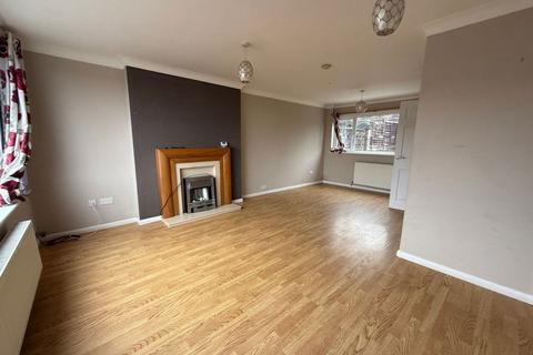 3 bedroom semi-detached house to rent, Lancaster Road, Rothwell