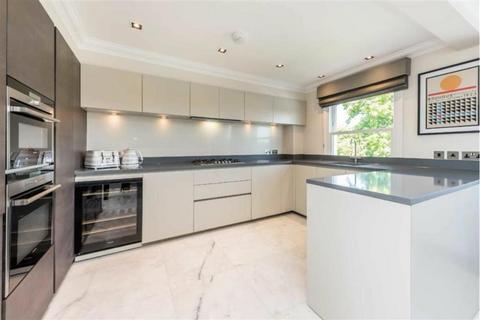 3 bedroom flat to rent, Beaufort Gardens, SW3