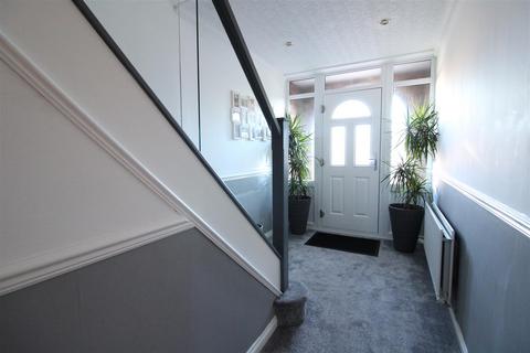 4 bedroom semi-detached house for sale, North Road, Darlington