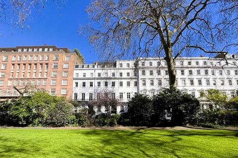 3 bedroom apartment to rent, Knightsbridge, London SW1X