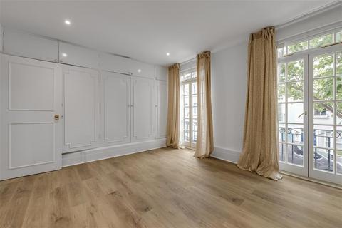 14 Blithfield Street, London, W8 6RH