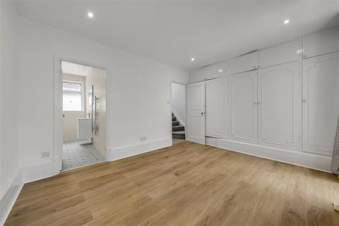 14 Blithfield Street, London, W8 6RH