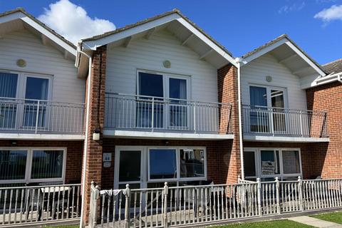 3 bedroom chalet for sale, The Street, Corton, Lowestoft