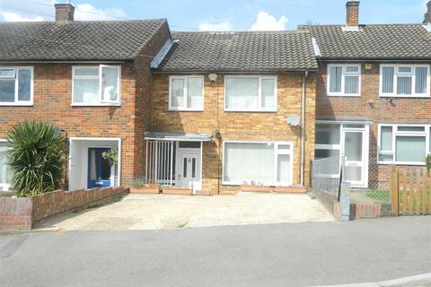 3 bedroom terraced house for sale, Long Readings Lane, Slough