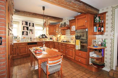 4 bedroom townhouse for sale, Royal Connaught Square, Alderney GY9