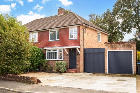 3 bedroom semi-detached house for sale, Akehurst Close, Crawley RH10